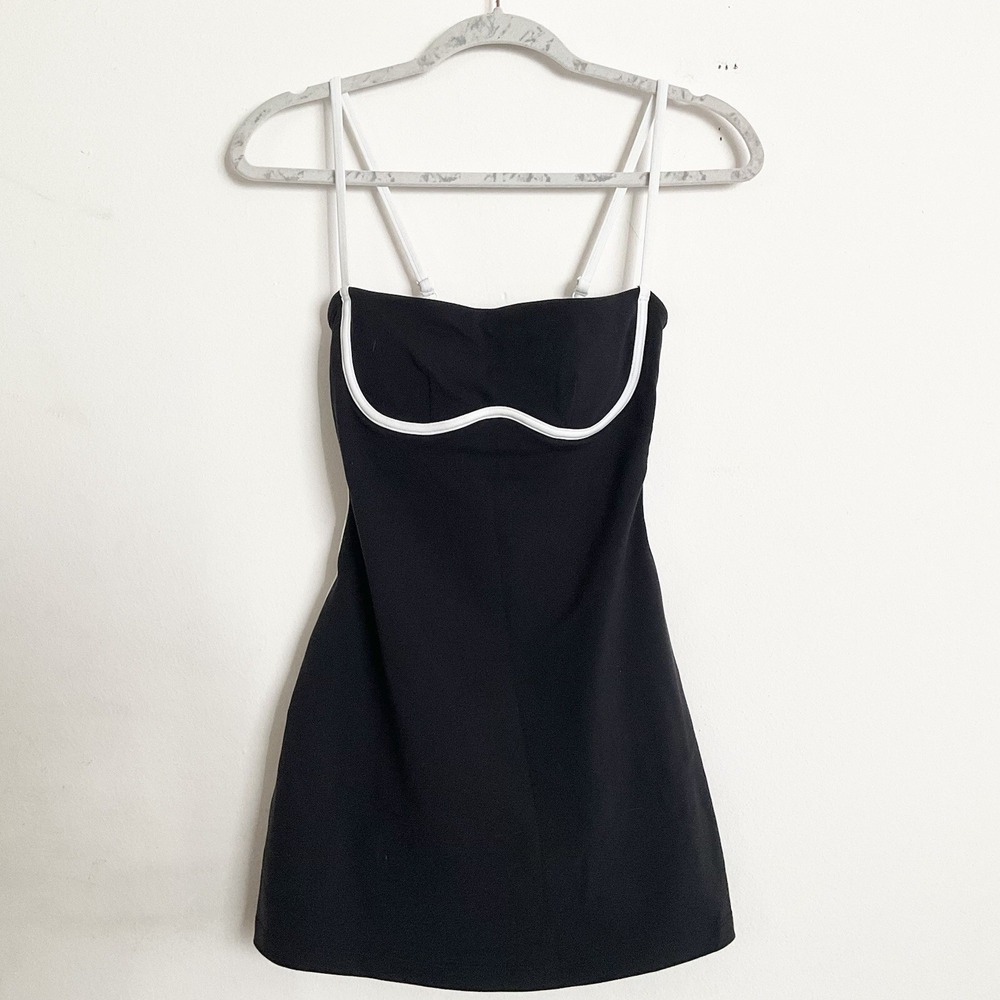 Alo Yoga Airbrush Streamlined Dress Black/White XXS - Picture 7 of 13